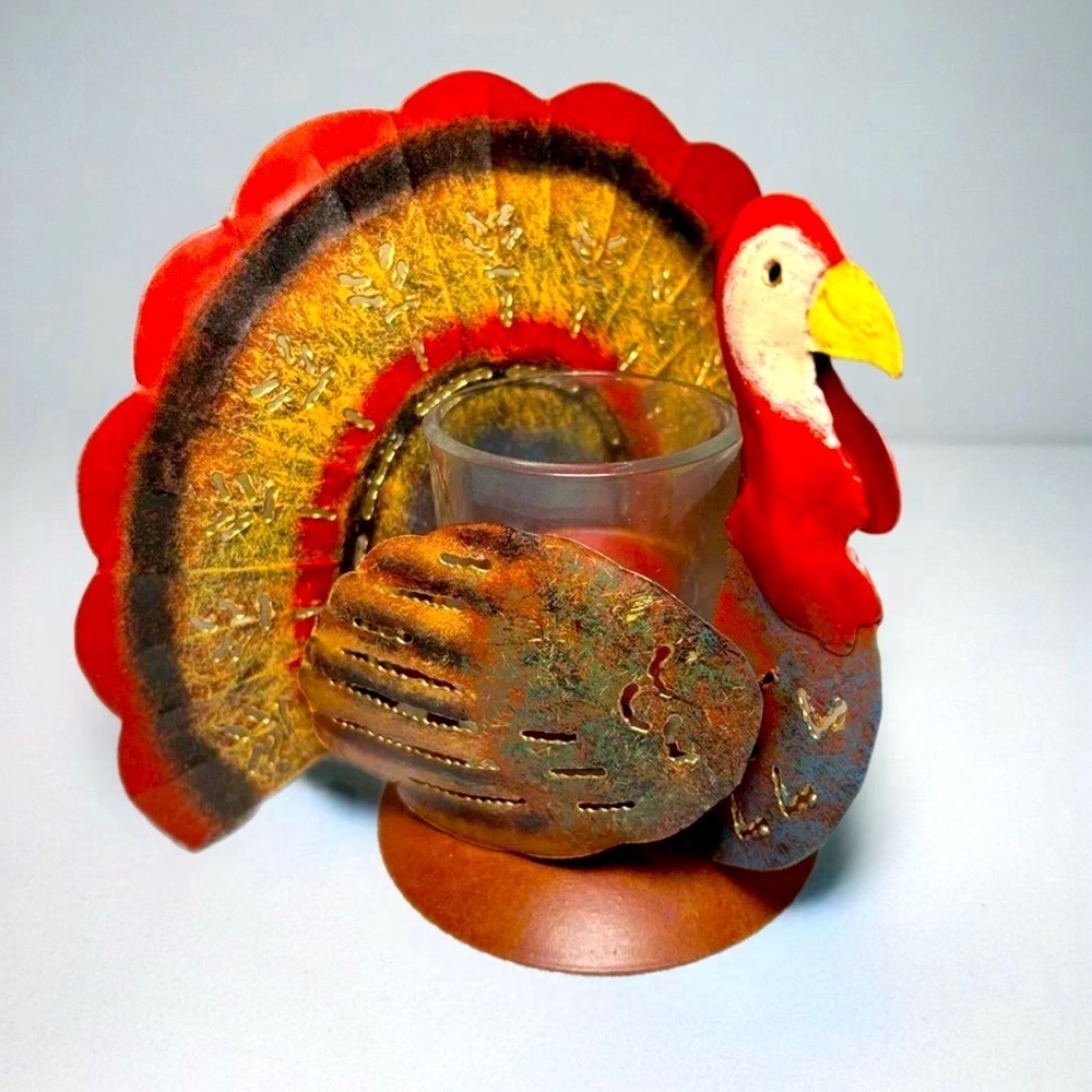 Painted metal turkey Thanksgiving candle holder - Picture 3 of 5